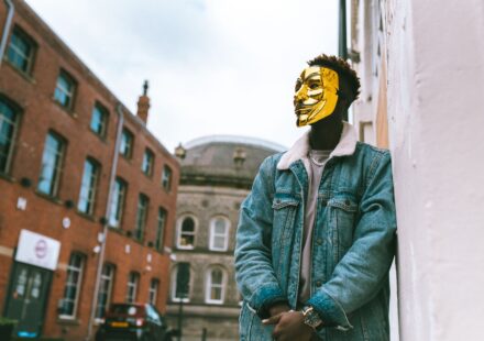 anonymous social media viewer