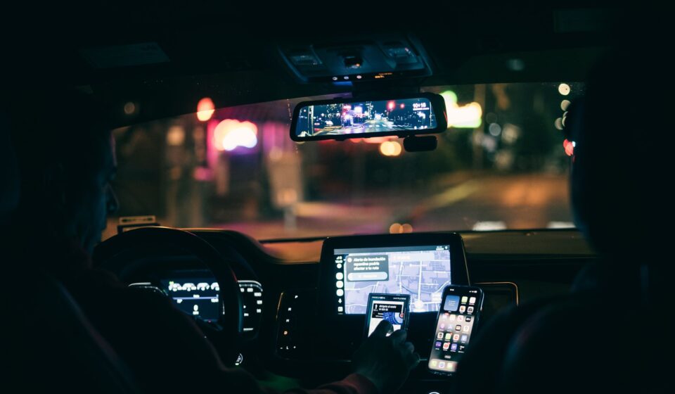 car sharing Renteaza app