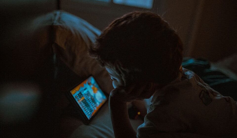 child watching tablet safely