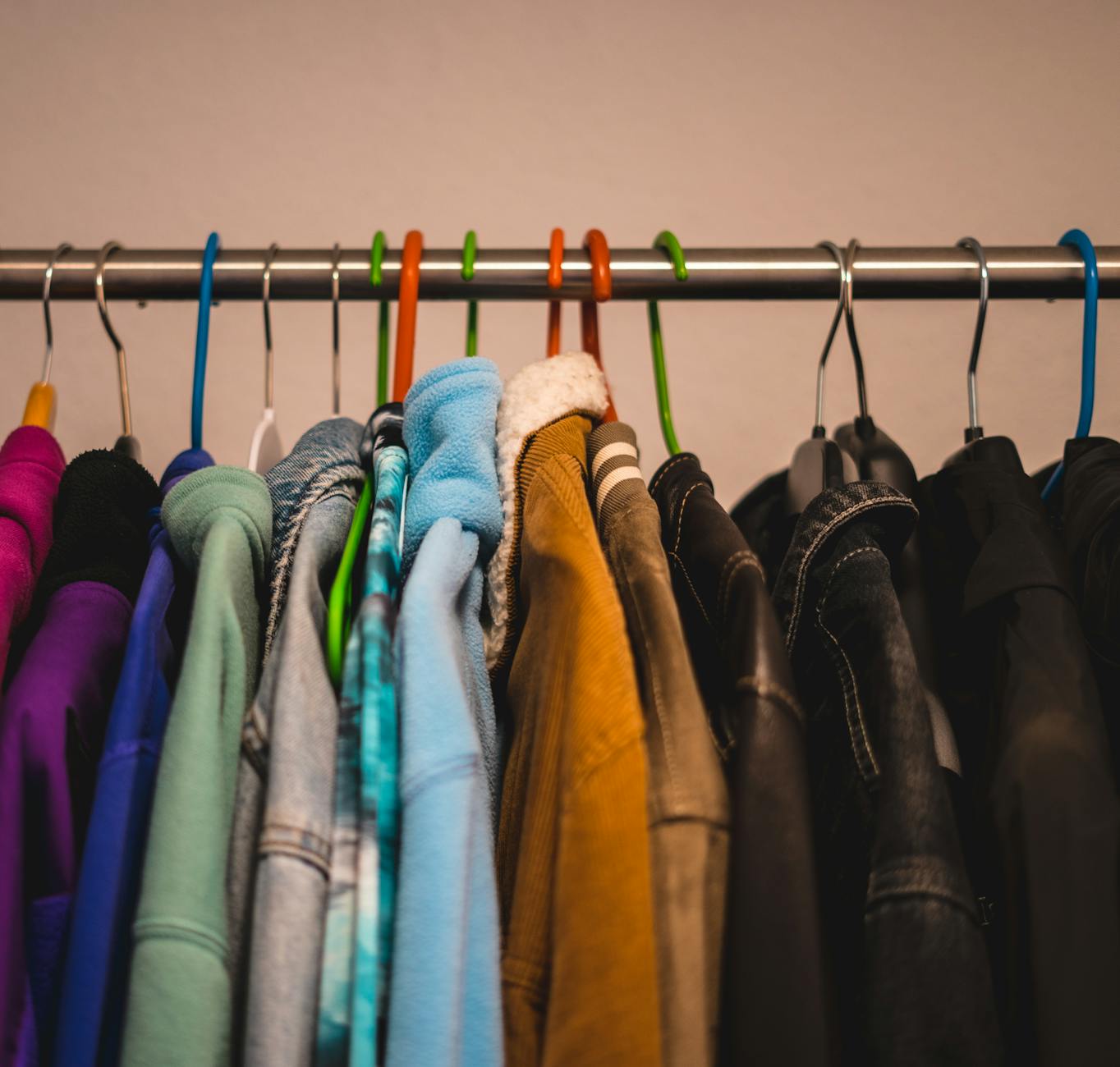 The Unexpected Benefits of Decluttering Clothes in 2026