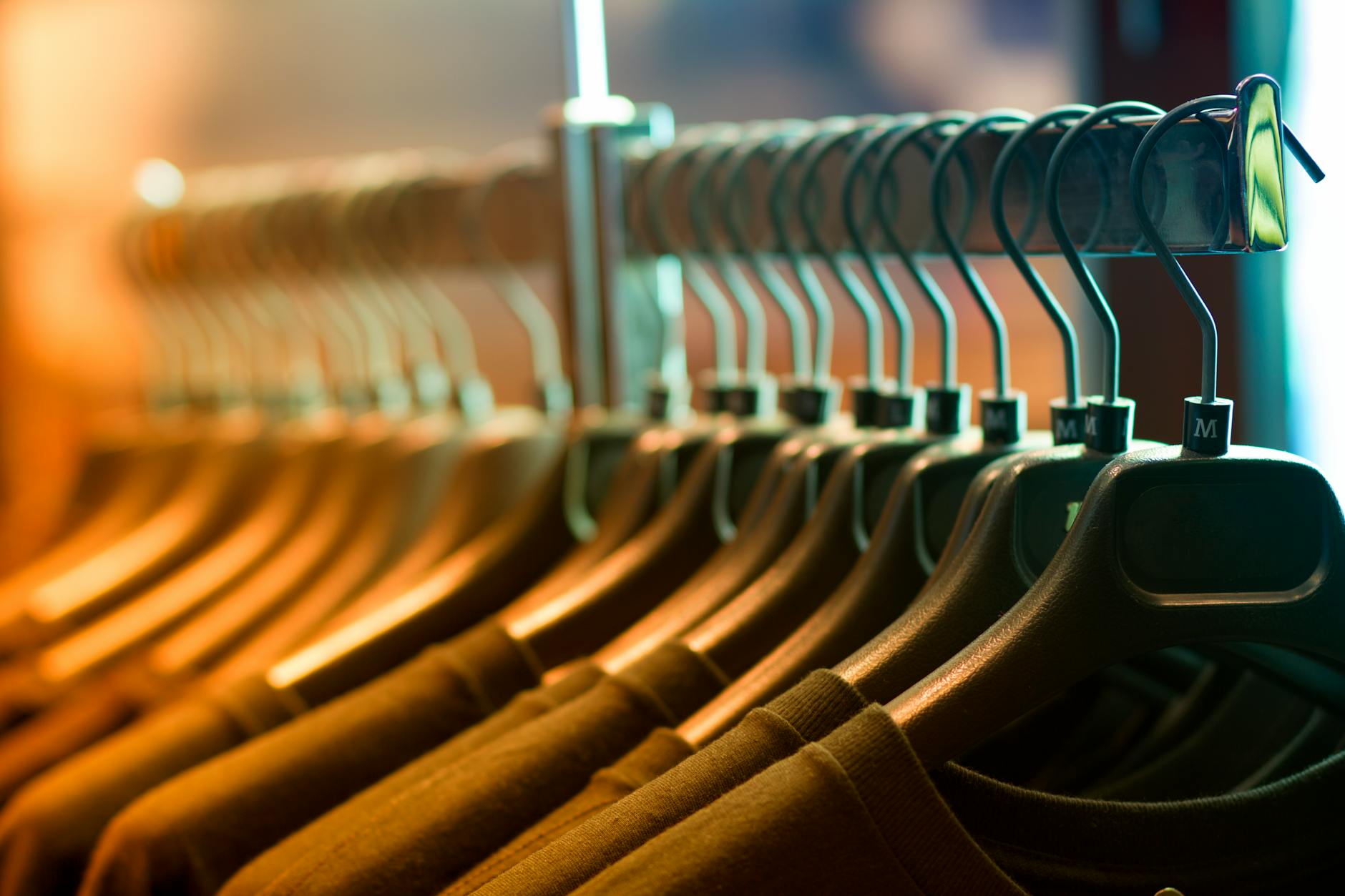 The Surprising Benefits of Decluttering Clothes in 2026