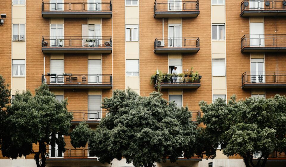 smart home gadgets for apartment renters