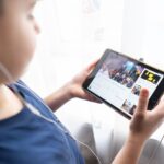 kids using educational apps