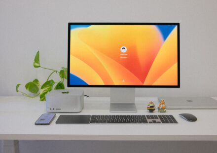 modern home office gadgets